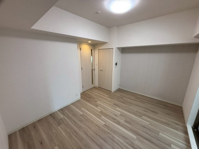 プレサンス神戸元町ベルシオンの居間・リビング|同物件別部屋写真