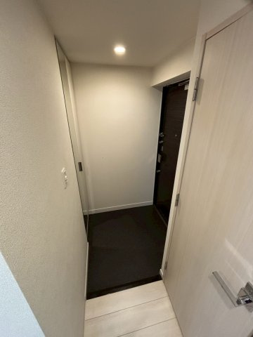 プレサンス神戸元町ベルシオンの玄関|同物件別部屋写真