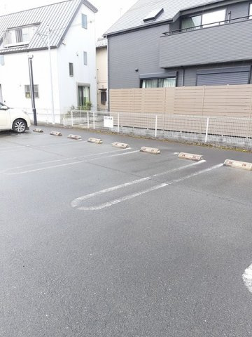 パルティーレ　Ⅱの駐車場