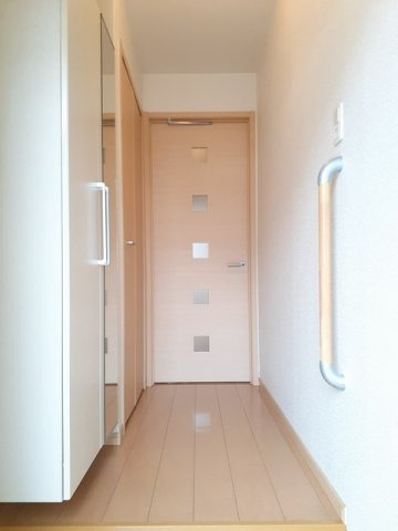パルティーレ　Ⅱの玄関