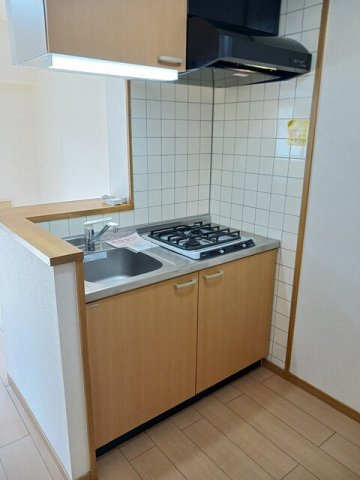 カルフ－ル緑井のキッチン|使いやすいキッチンです