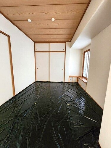 サーパス己斐西町の居間・リビング|和室（約6.0畳）※日焼防止シート敷設中※2023年5月撮影