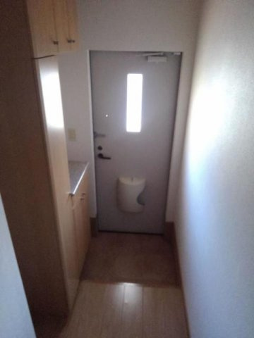 プランタンＢの玄関|ゆったりとした玄関です