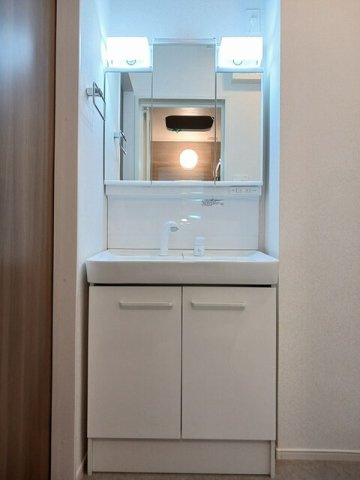 カーサ　健の洗面所|忙しい朝には欠かせない洗面所です