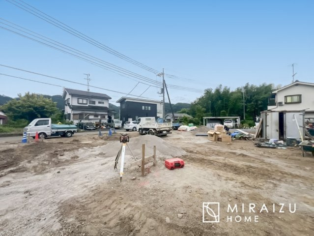 【前面道路含む現地写真】 | 現地見学やご案内は、周辺環境と合わせてエリアの特性を存分にお伝えできるような思いでに残るご案内に努めます。