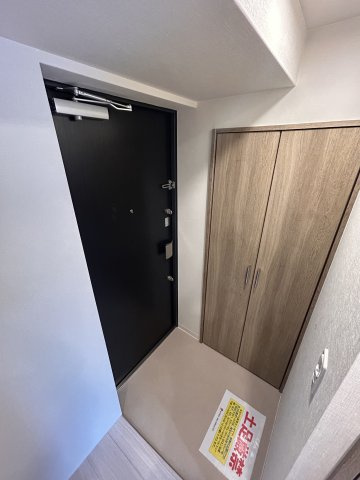 【玄関】アドバンス神戸ウィステリアパーク