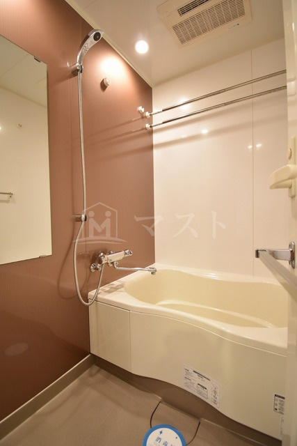 アーデン堺筋本町の浴室