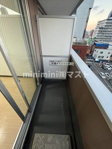 グランパシフィック鶴橋のバルコニー