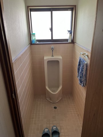平田町　戸建のトイレ