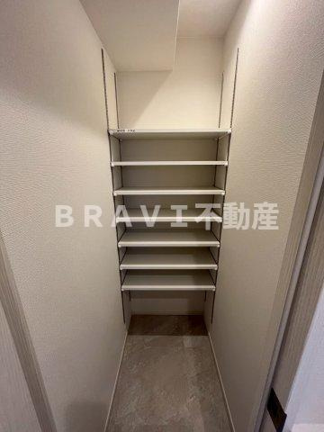 スプランディッド玉造　BRAVI不動産の収納|【スプランディット玉造】シューズボックスです
