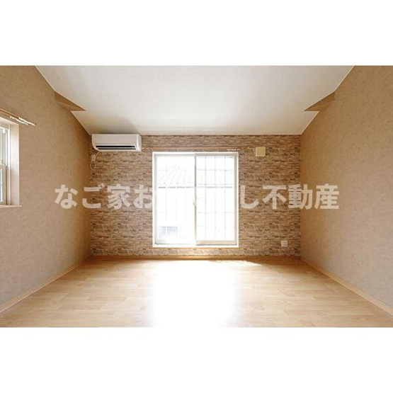 【居間・リビング】 | リベルテ | ※写真は別号室
