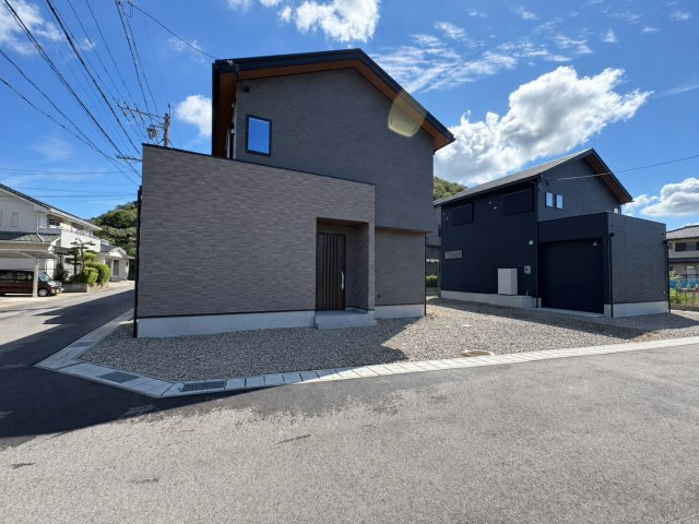 タマタウン　岐阜市芥見中野畑（芥見小）　全４区画分譲の外観|■３号棟
■YAMADA電機の　ヤマダ不動産　株式会社リライフ　岐阜店■
いつでもお問合わせ下さい。
