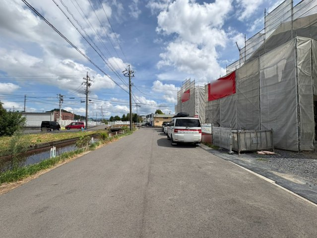 タマタウン　岐阜市芥見中野畑（芥見小）　全４区画分譲の前面道路含む現地写真|「現地（2026年7月17日）撮影」　
■前面道路　
■ヤマダ不動産　株式会社リライフ