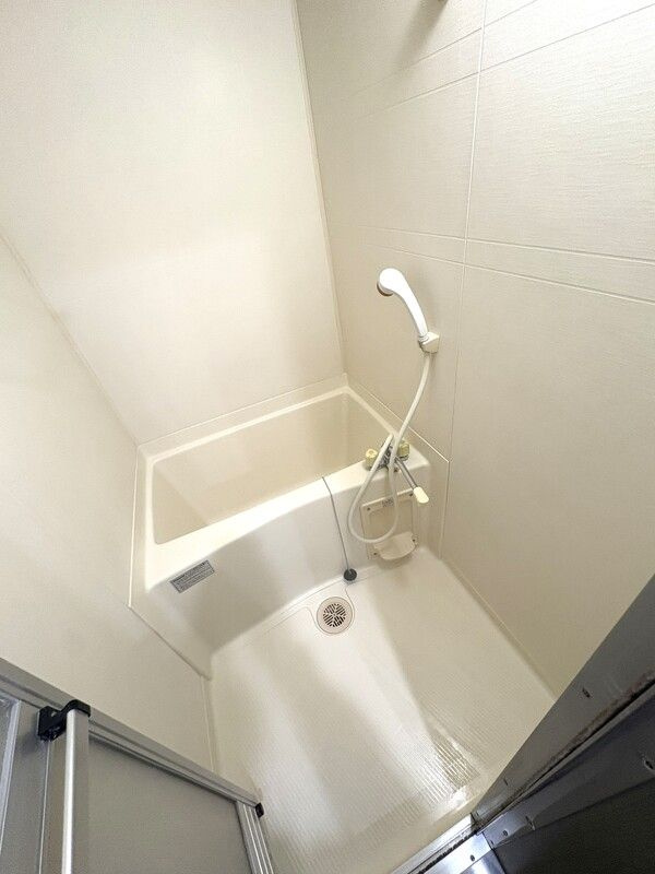 The Glade Residence Westの浴室