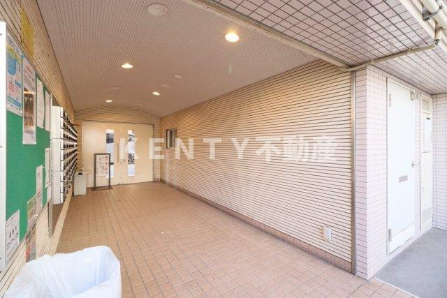 【ロビー】 | スカイコート戸越銀座 | 建物の内部です