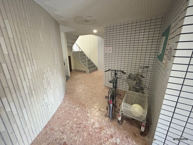トミーズマンション　仲介手数料無料のロビー