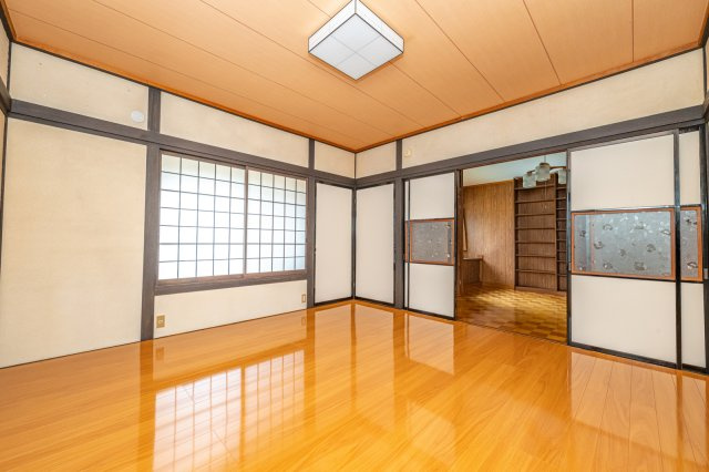 徳間貸家の洋室