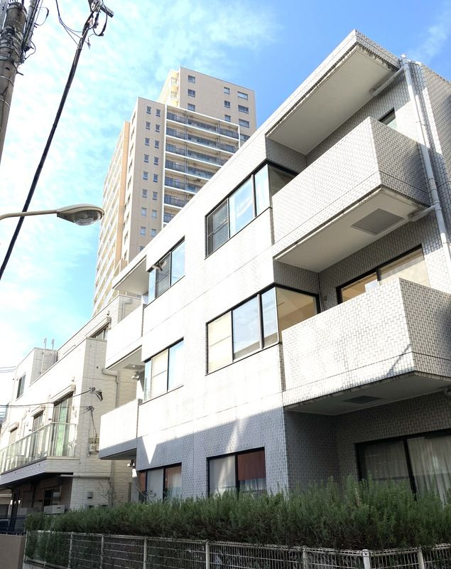 リンデ神宮前