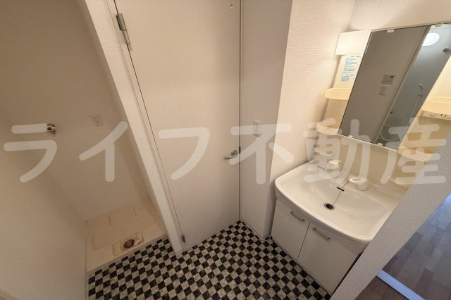 ロネスタ新深江の洗面所