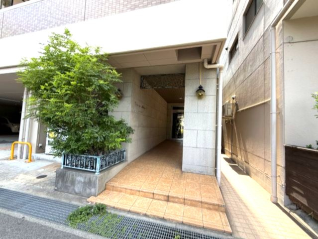 エスペランサ御影Ⅱのエントランス