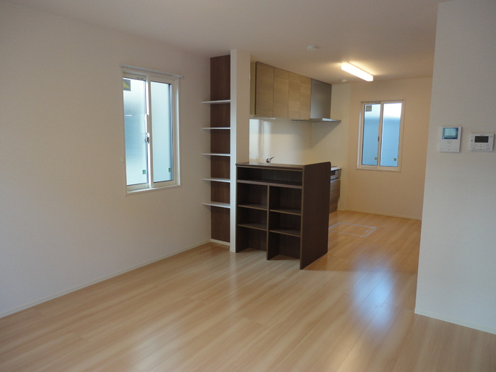 ガーデンコート B棟の居間・リビング|LDK