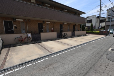 【駐車場】 | グレイス高見の里杉井