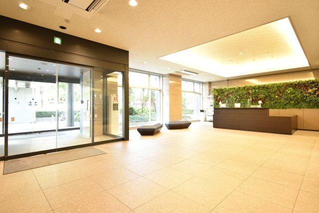 【エントランス】