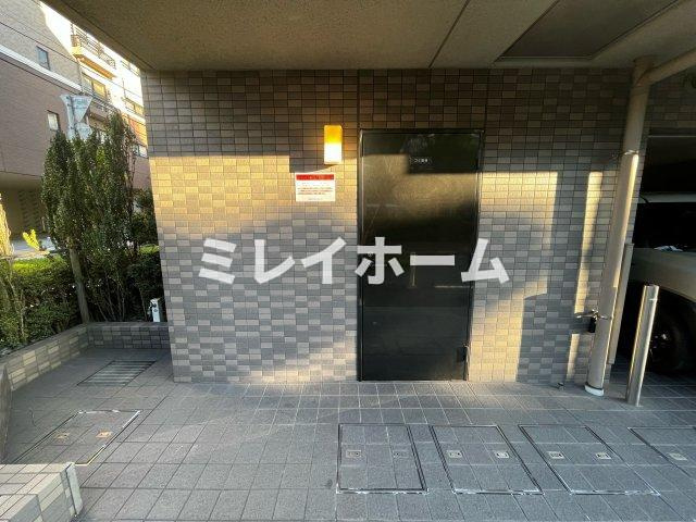 ルーブル蒲田本町のエントランス