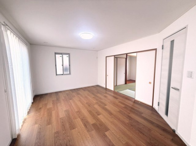 【居間・リビング】 | 桑名市多度町小山台１丁目 | ＬＤＫ