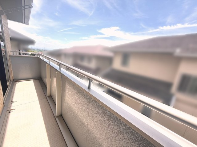 【バルコニー】 | 桑名市多度町小山台１丁目