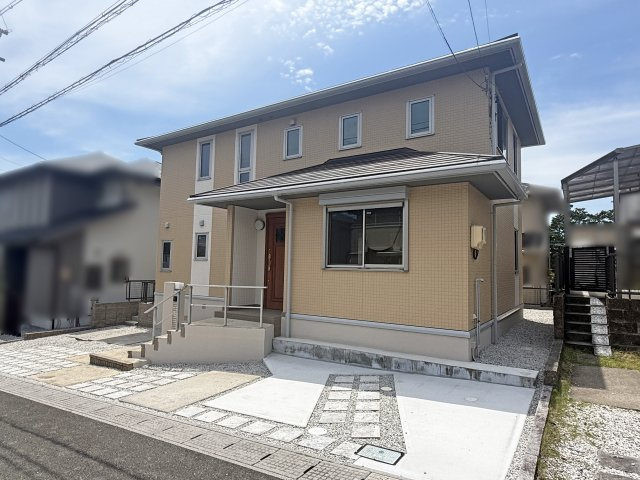 【外観】 | 桑名市多度町小山台１丁目 | オール電化仕様の４ＬＤＫ