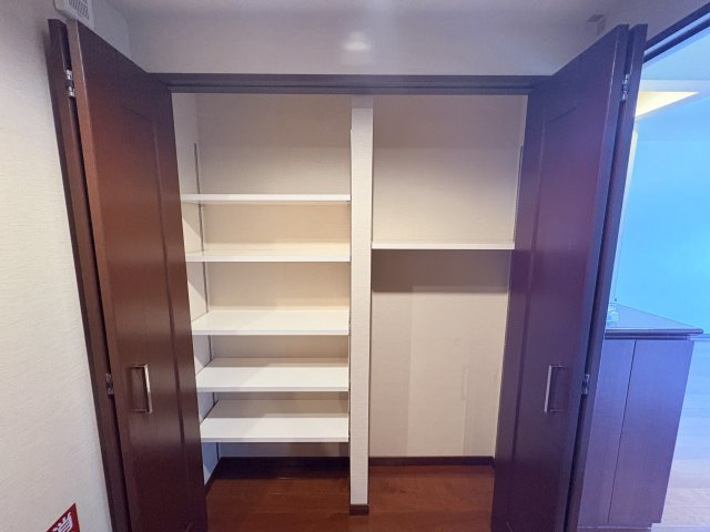 D’グラフォート沖縄タワーの収納