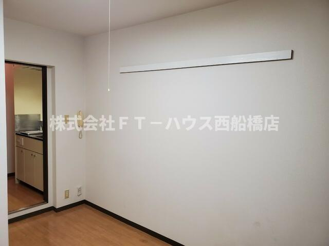 メゾン市川の居間・リビング