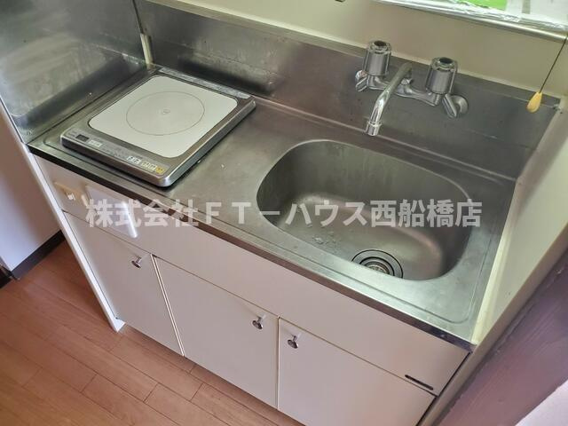 メゾン市川のキッチン