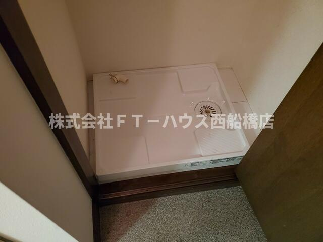 メゾン市川の洗面所
