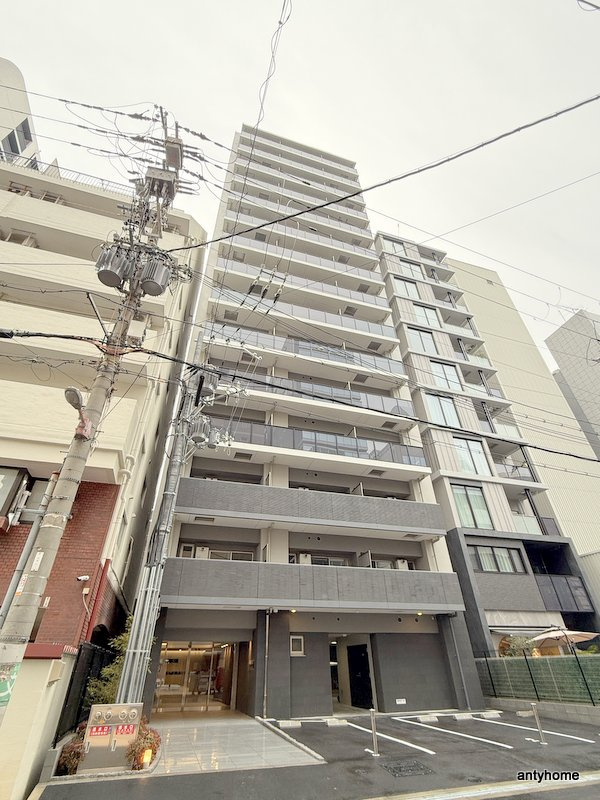 コンフォリア・リヴ淡路町一丁目　仲介手数料無料の外観