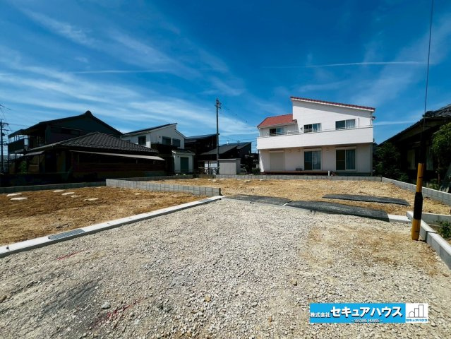 【同施工物件ご案内可能】西境町蒲生池　全3棟の外観|事前予約にて現地ご見学いただけます！お気軽にお問い合わせください♪
■株式会社　セキュアハウス　豊明店■
住宅ローンに強く、知識、経験豊富なスタッフ在籍
お客様に寄り添い、ご成約後もサポート致します。