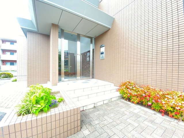 ラマージュⅢのエントランス
