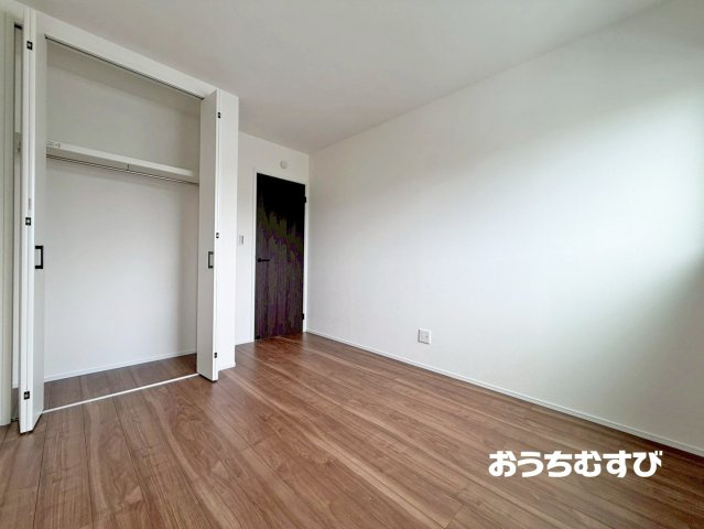 春日井市白山町(全3棟)の洋室
