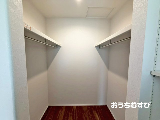 春日井市白山町(全3棟)の収納
