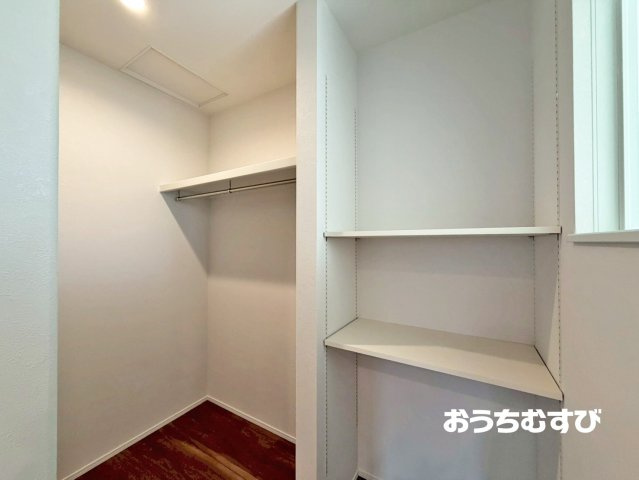 春日井市白山町(全3棟)の収納
