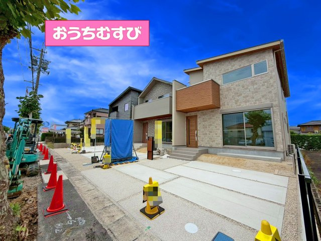 春日井市白山町(全3棟)の前面道路含む現地写真
