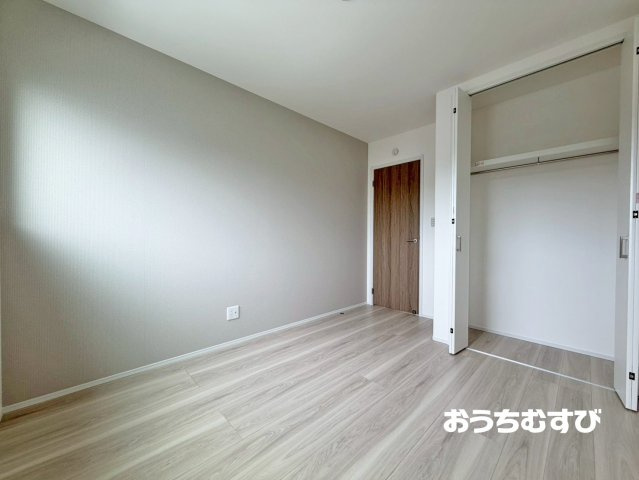 春日井市白山町(全3棟)の洋室