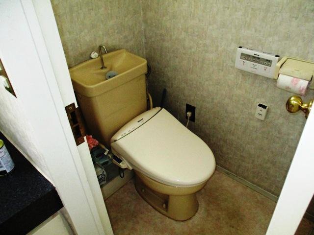 百々西町 107ビルのトイレ