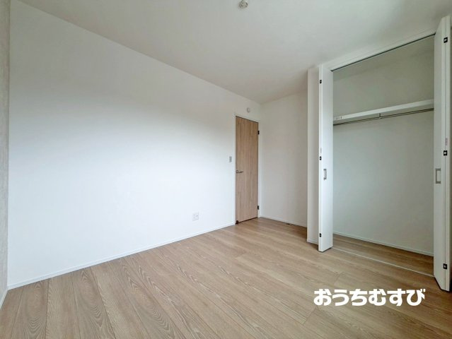 春日井市白山町(全3棟)の洋室