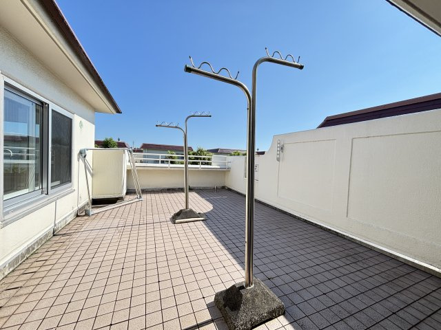 【バルコニー】