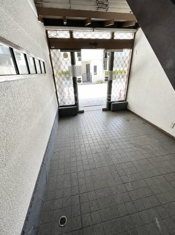ヴィラひらの　貸店舗のロビー