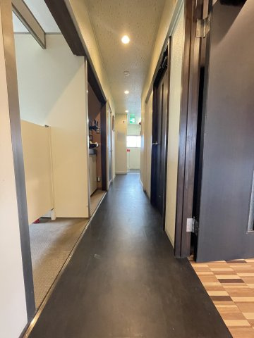 方八町二丁目　売店舗の内装