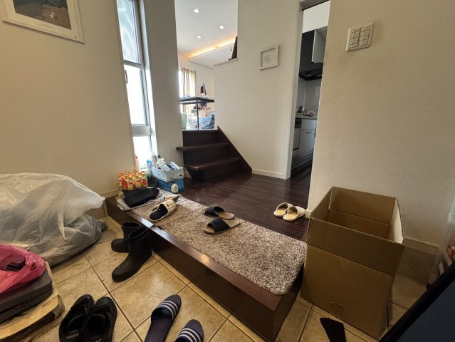 住みやすい暮らしを考えぬいた素敵な間取り設計♪加須市北辻の玄関|シンプルで使いやすい玄関です