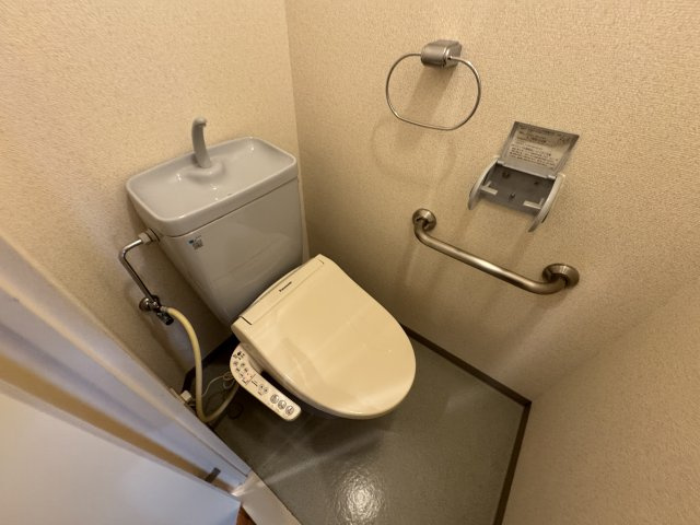 メゾンセルクルのトイレ